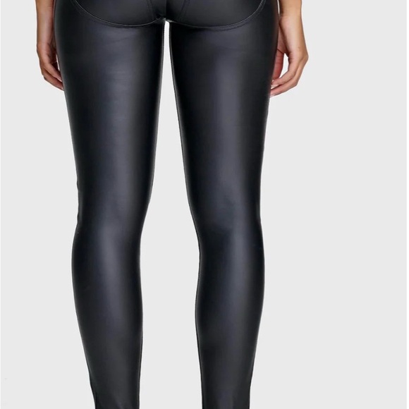 Freddy Jeans WR.UP® Faux Leather High Waisted Zip Up Pants XXS black - Picture 3 of 5